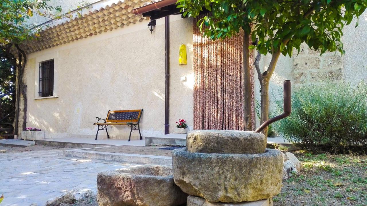 B&B La Masseria Del '700 Castiglione a Casauria Exterior photo